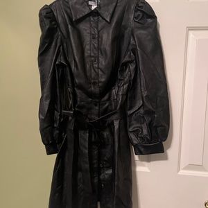 Honey & Beau Faux Dress